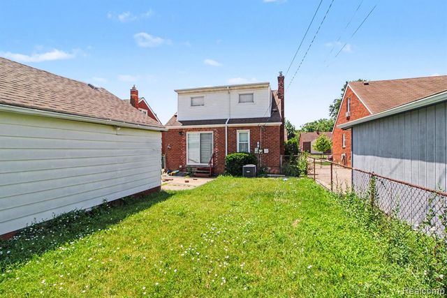 1548 Cleveland Avenue, Lincoln Park, MI 48146