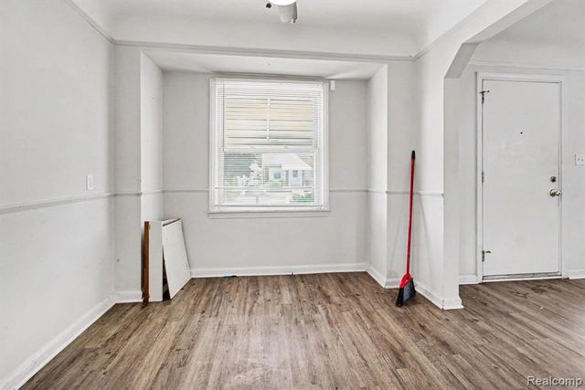 1548 Cleveland Avenue, Lincoln Park, MI 48146