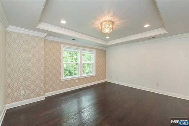 27 Truman Drive, Wood Ridge, NJ 07075