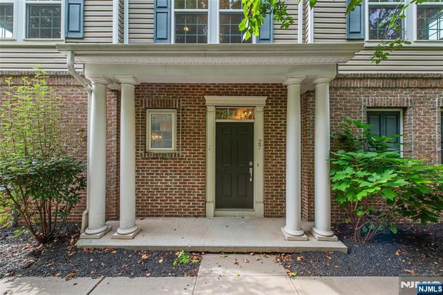 27 Truman Drive, Wood Ridge, NJ 07075