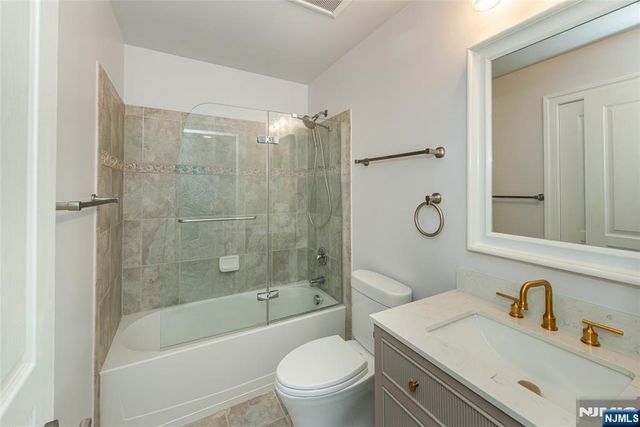 27 Truman Drive, Wood Ridge, NJ 07075