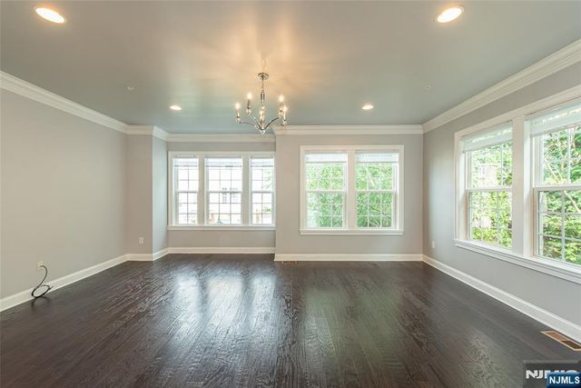 27 Truman Drive, Wood Ridge, NJ 07075