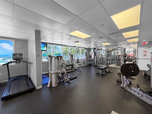 19201 Collins Avenue 623, Sunny Isles Beach, FL 33160