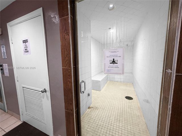 19201 Collins Avenue 623, Sunny Isles Beach, FL 33160
