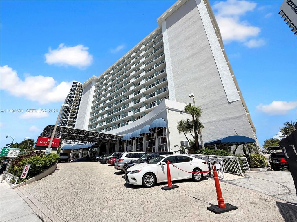 19201 Collins Avenue 623, Sunny Isles Beach, FL 33160