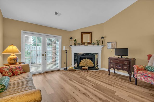 184 Buckstone Lane, Spartanburg, SC 29307