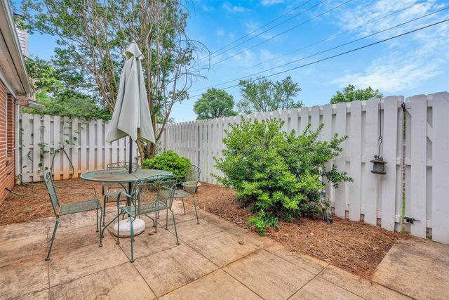 184 Buckstone Lane, Spartanburg, SC 29307