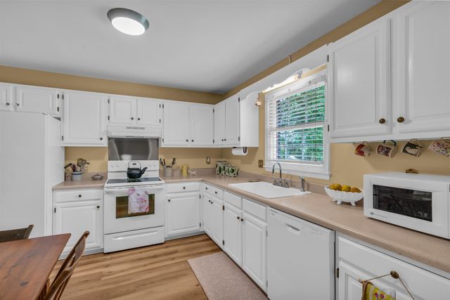 184 Buckstone Lane, Spartanburg, SC 29307