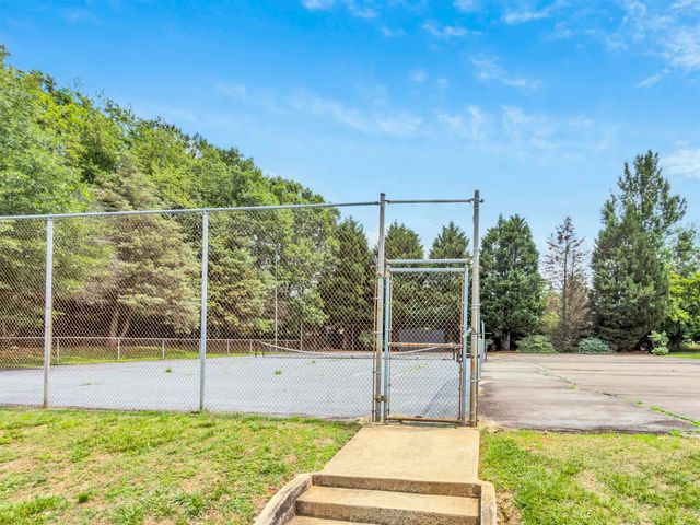 184 Buckstone Lane, Spartanburg, SC 29307