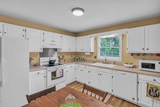 184 Buckstone Lane, Spartanburg, SC 29307