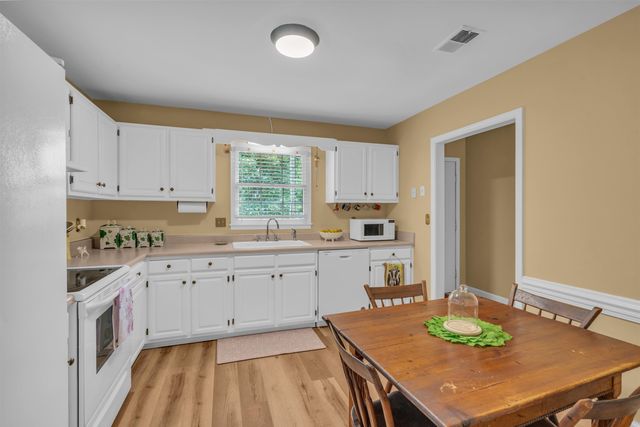 184 Buckstone Lane, Spartanburg, SC 29307