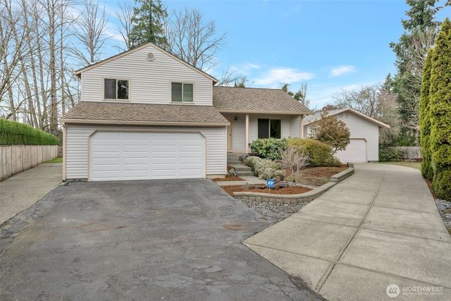 953 Field Avenue NE, Renton, WA 98059