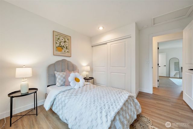 953 Field Avenue NE, Renton, WA 98059