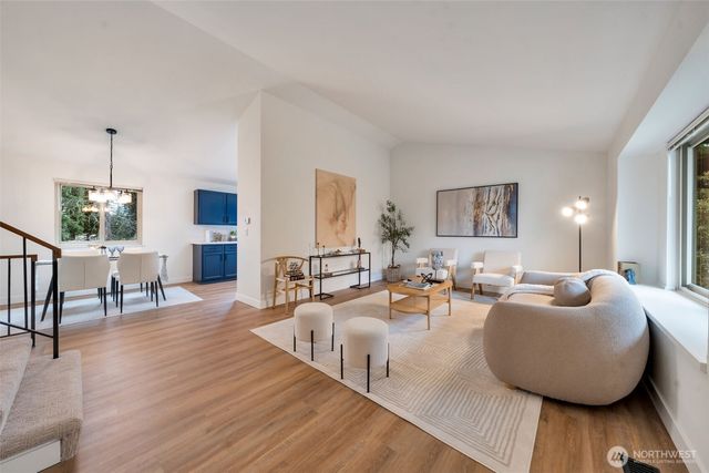 953 Field Avenue NE, Renton, WA 98059