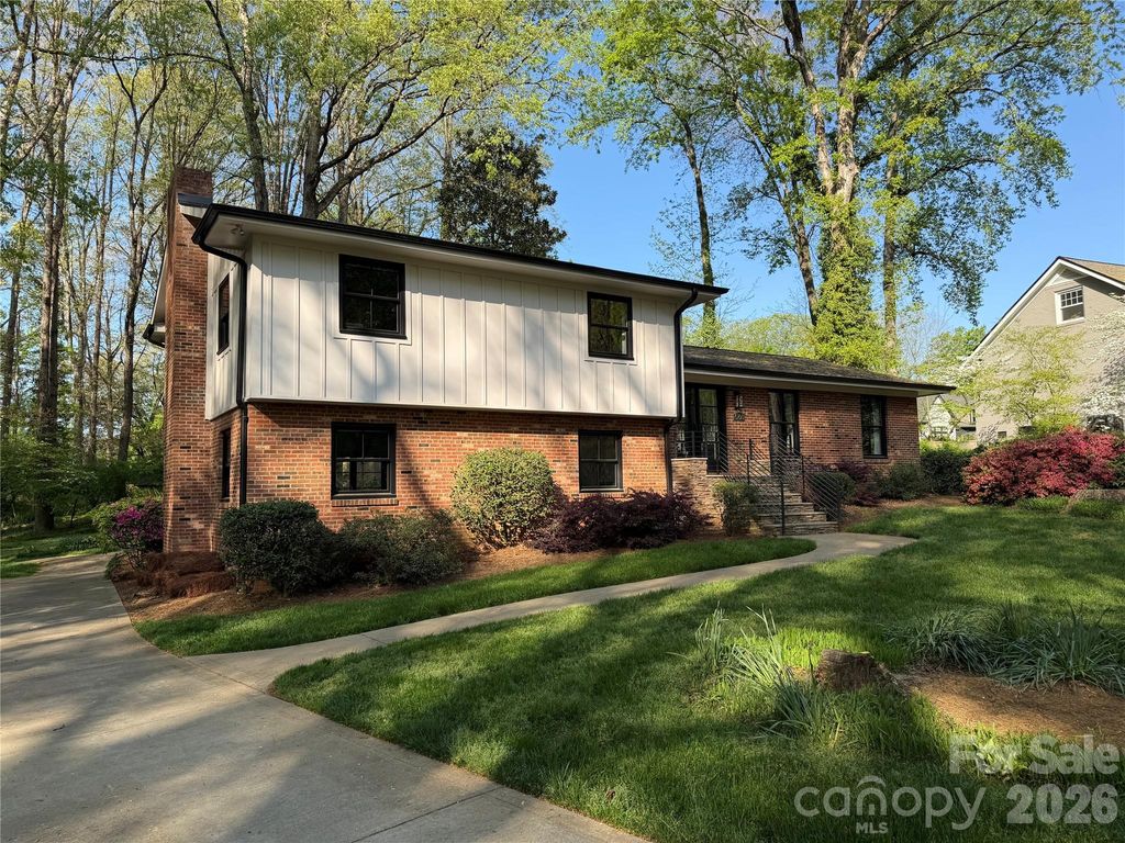 6168 Page Court, Charlotte, NC 28270