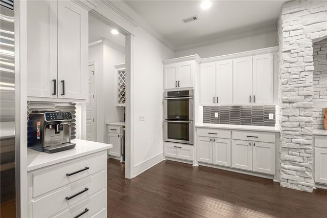 1502 Gentilly Court, Centerton, AR 72719