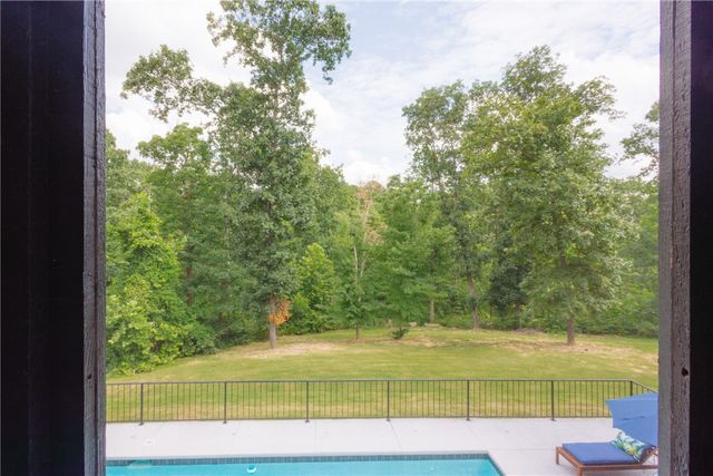 1502 Gentilly Court, Centerton, AR 72719