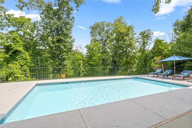 1502 Gentilly Court, Centerton, AR 72719