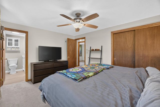 21 Hazel Avenue, Nashua, NH 03062