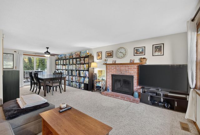 21 Hazel Avenue, Nashua, NH 03062