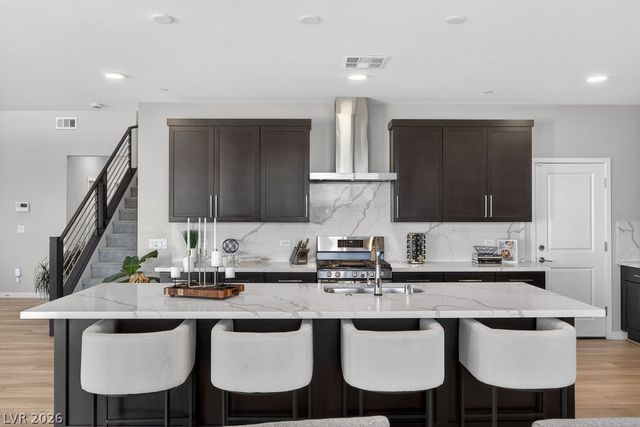 10255 Vonbulin Avenue, Las Vegas, NV 89166