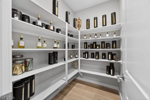 10255 Vonbulin Avenue, Las Vegas, NV 89166