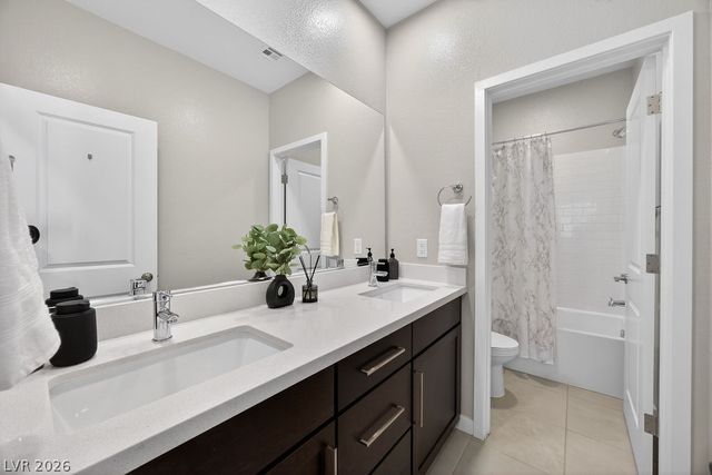 10255 Vonbulin Avenue, Las Vegas, NV 89166