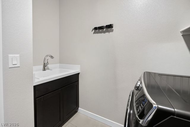 10255 Vonbulin Avenue, Las Vegas, NV 89166