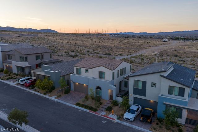 10255 Vonbulin Avenue, Las Vegas, NV 89166