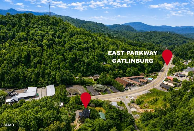 862 Crest View Drive, Gatlinburg, TN 37738