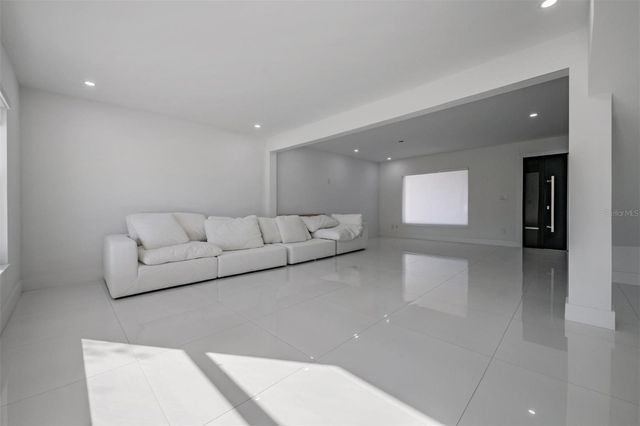 16107 PEBBLEBROOK DRIVE, Tampa, FL 33624