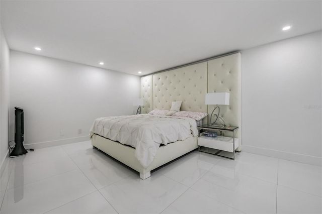 16107 PEBBLEBROOK DRIVE, Tampa, FL 33624