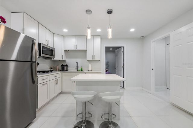 16107 PEBBLEBROOK DRIVE, Tampa, FL 33624