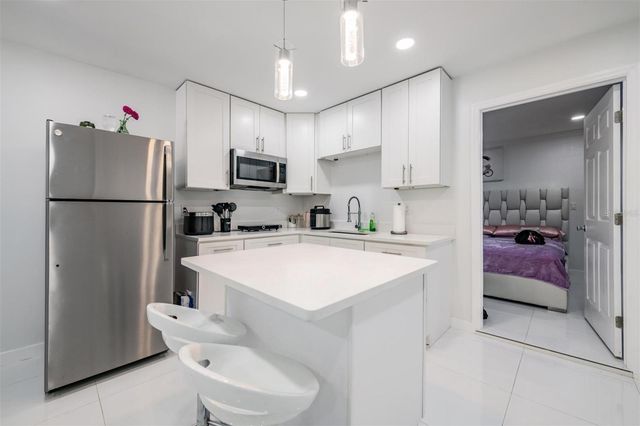 16107 PEBBLEBROOK DRIVE, Tampa, FL 33624