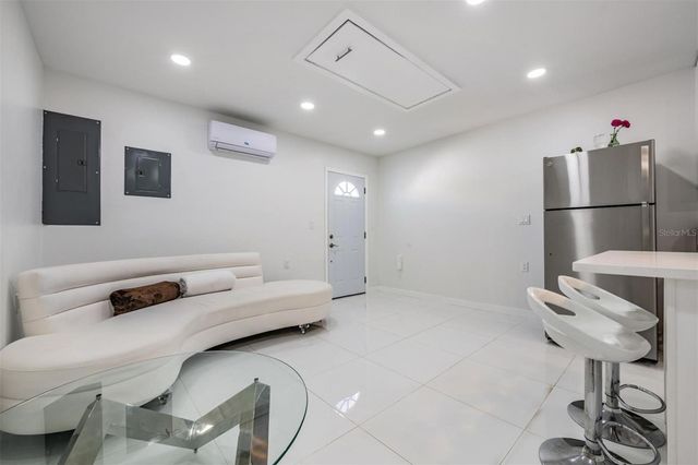 16107 PEBBLEBROOK DRIVE, Tampa, FL 33624