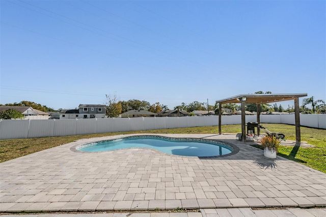 16107 PEBBLEBROOK DRIVE, Tampa, FL 33624