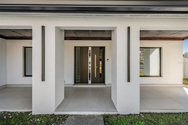 16107 PEBBLEBROOK DRIVE, Tampa, FL 33624