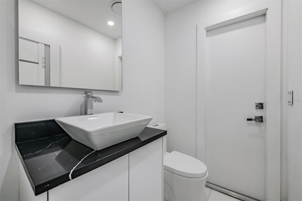 Image 15 of property listing at 16107 PEBBLEBROOK DRIVE, Tampa, FL 33624