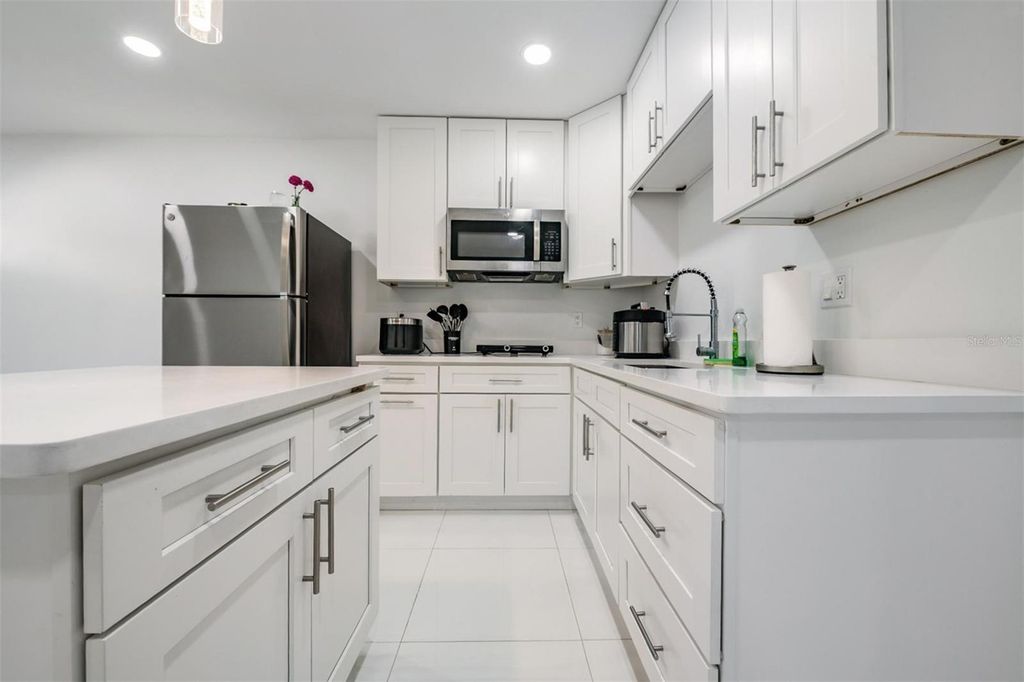 Image 31 of property listing at 16107 PEBBLEBROOK DRIVE, Tampa, FL 33624