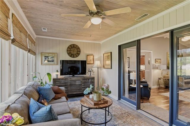 210 Spyglass Drive, Advance, NC 27006