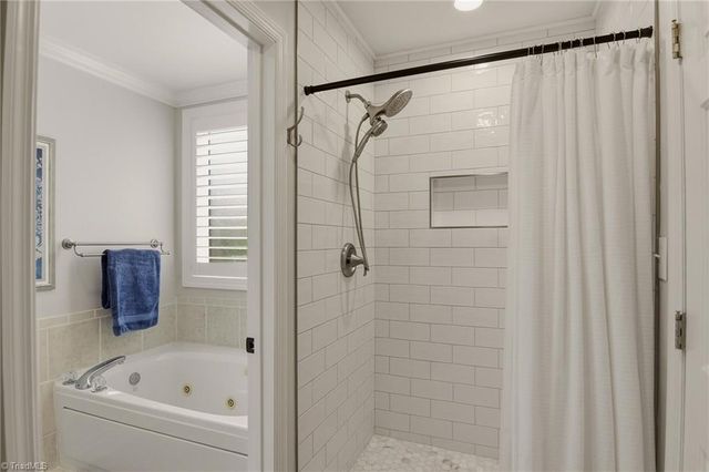 210 Spyglass Drive, Advance, NC 27006