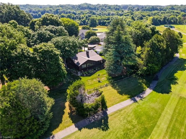210 Spyglass Drive, Advance, NC 27006