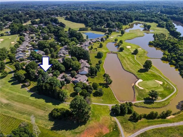 210 Spyglass Drive, Advance, NC 27006