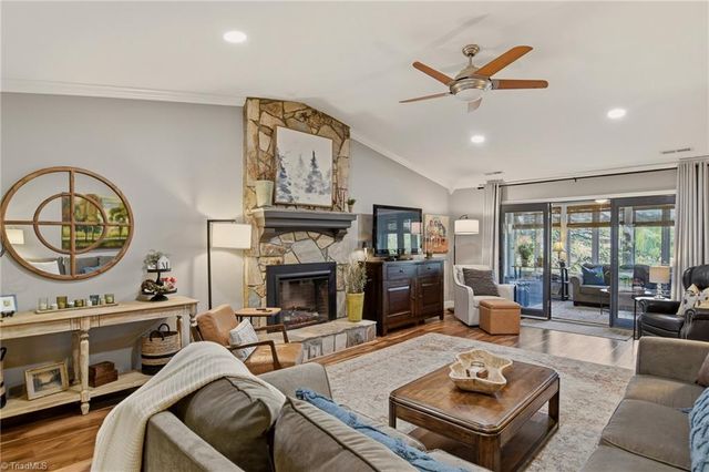 210 Spyglass Drive, Advance, NC 27006