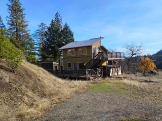 7601 Simmerly Rd, Laytonville, CA 95454