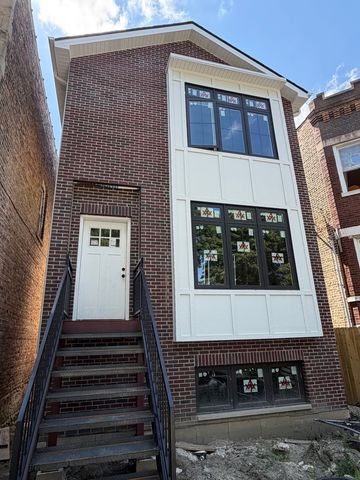 640 N Trumbull Avenue, Chicago, IL 60624