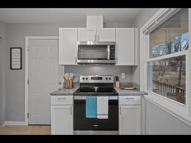 248 Ruth Street N, Saint Paul, MN 55119
