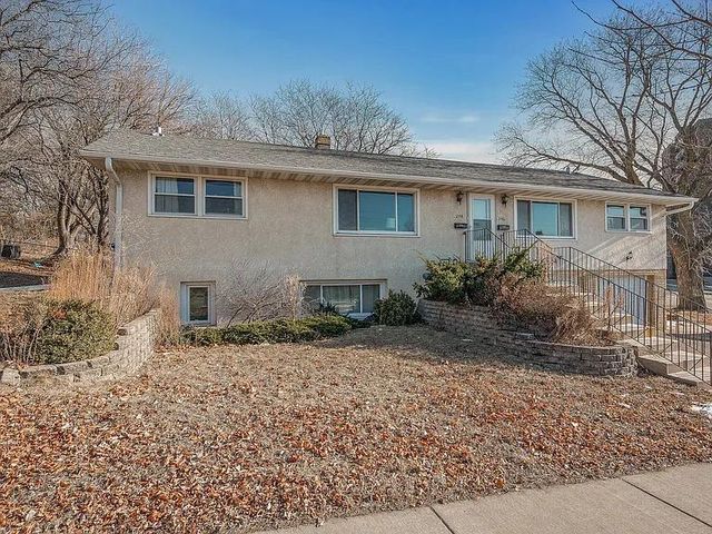 248 Ruth Street N, Saint Paul, MN 55119