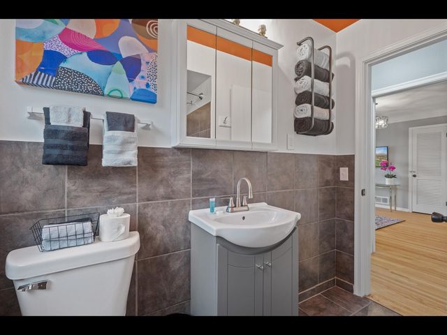 248 Ruth Street N, Saint Paul, MN 55119