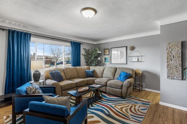 248 Ruth Street N, Saint Paul, MN 55119